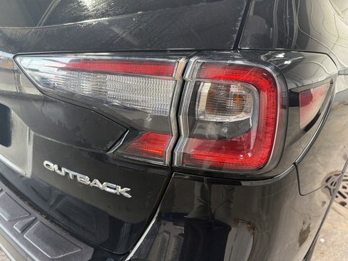 Certified 2020 Subaru Outback Premium image 11