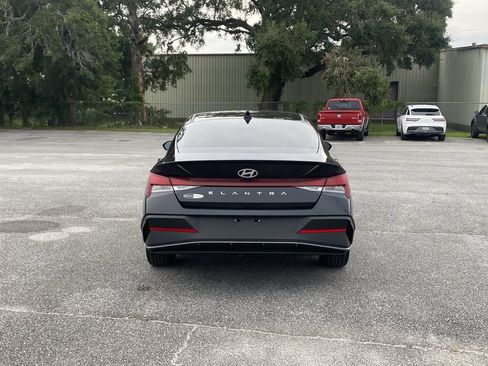 Certified 2026 Hyundai Elantra Sport FWD image 7