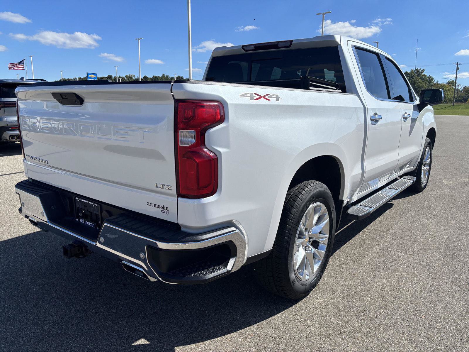 Used 2021 Chevrolet Silverado 1500 LTZ AWD/4WD image 7