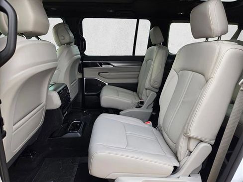 New 2026 Jeep Grand Wagoneer L 2WD image 16