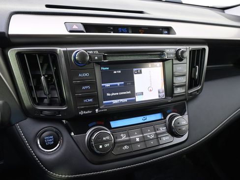 Used 2015 Toyota RAV4 Limited w/ Technology Package AWD/4WD image 29