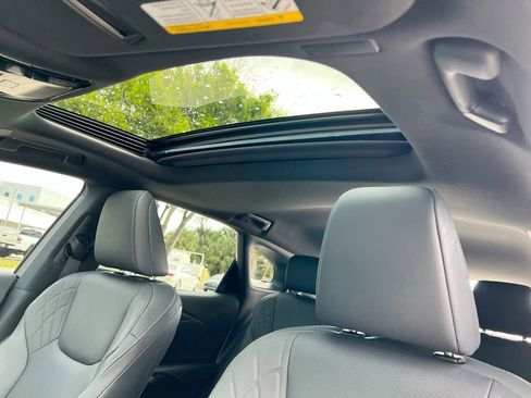 Certified 2024 Lexus RX 350h w/ Accessory Package (Z1) image 18