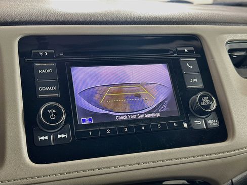 Used 2018 Honda HR-V LX image 22