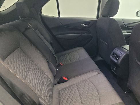 Used 2020 Chevrolet Equinox LT w/ Driver Convenience Package image 19