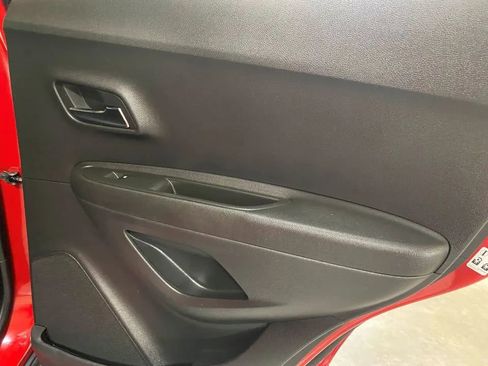 Used 2015 Chevrolet Trax LT w/ LPO, Protection Package image 34