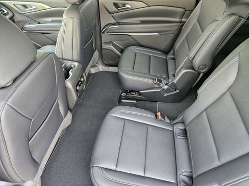 New 2026 Chevrolet Traverse LT w/ Driver Confidence Package FWD image 25