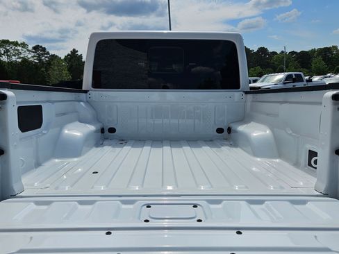 New 2026 Jeep Gladiator Sport image 26