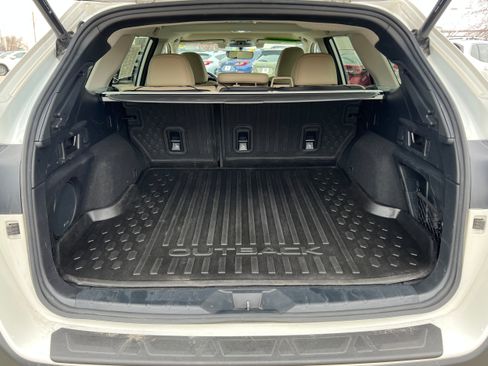 Used 2021 Subaru Outback Limited XT w/ Popular Package #2 image 11