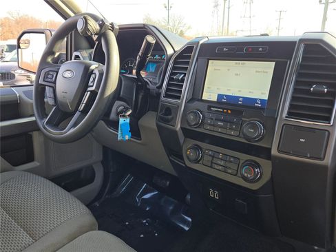 Used 2020 Ford F150 XLT image 9