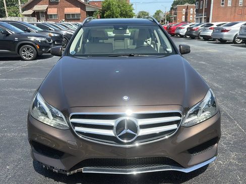 Used 2014 Mercedes-Benz E 350 4MATIC Wagon image 2