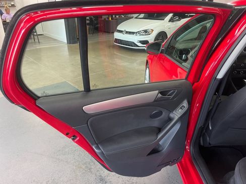 Used 2013 Volkswagen Golf TDI FWD image 43