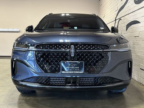 Used 2024 Lincoln Nautilus Reserve w/ Equipment Group 202A image 10