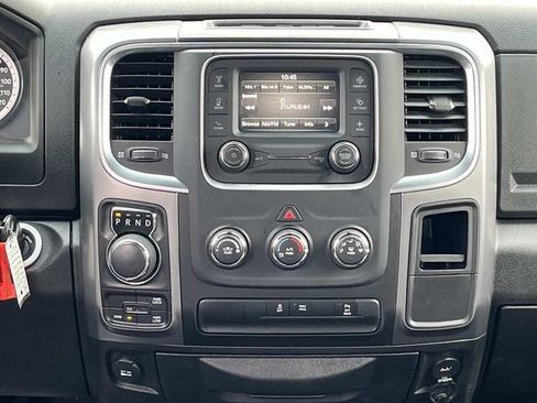Used 2024 RAM 1500 Warlock AWD/4WD image 19