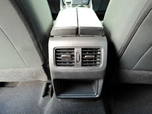 Used 2023 Nissan Rogue S FWD image 24