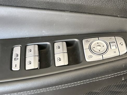 Used 2023 Hyundai Santa Fe Calligraphy image 11