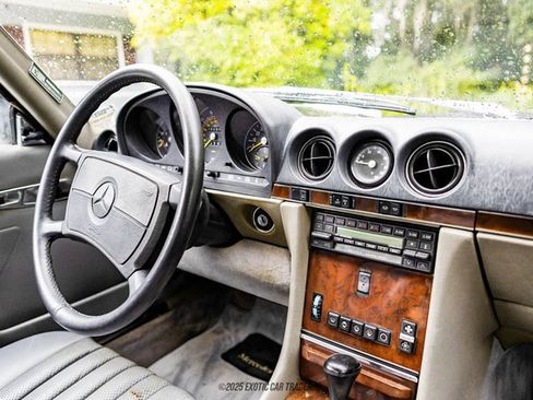 Used 1989 Mercedes-Benz 560 SL image 18