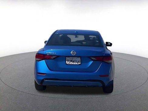 Used 2025 Nissan Sentra SV FWD image 16