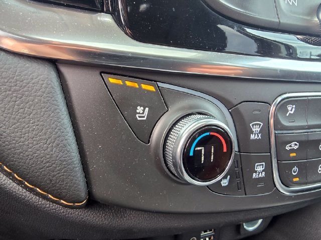 Used 2021 Chevrolet Traverse Premier w/ Redline Edition AWD/4WD image 24