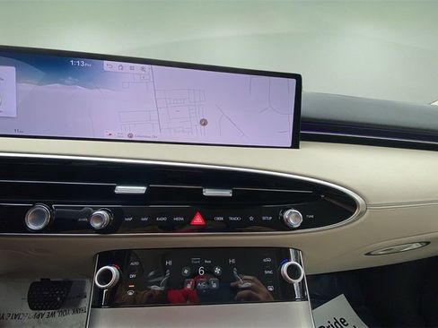 New 2026 Genesis GV70 2.5T Select image 21