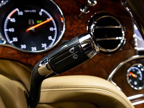 Used 2017 Bentley Mulsanne image 81