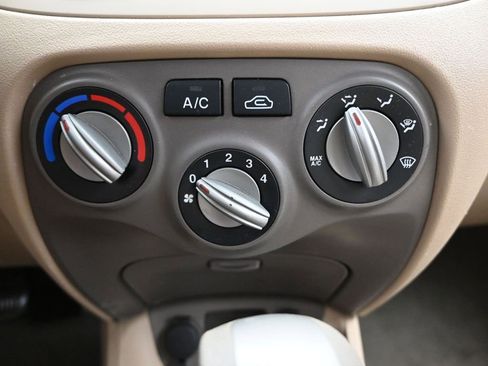 Used 2011 Kia Rio LX image 13