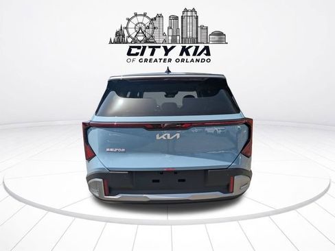 New 2027 Kia Seltos S FWD image 4