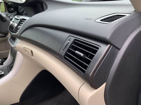 Used 2015 Honda Accord EX-L image 41