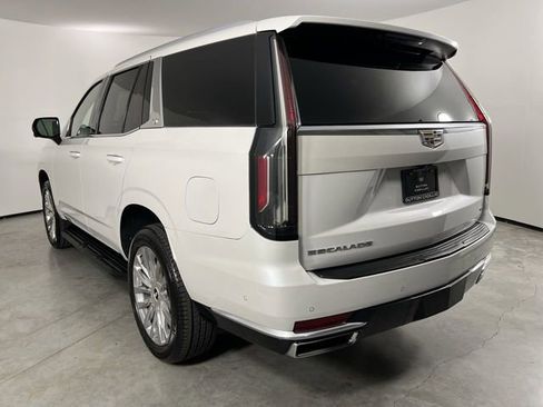 Certified 2021 Cadillac Escalade Premium Luxury w/ LPO, Illumination Package image 33