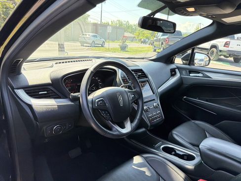 Used 2019 Lincoln MKC Premiere AWD/4WD image 16