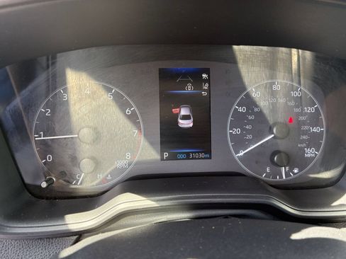 Used 2025 Toyota Corolla LE FWD image 38