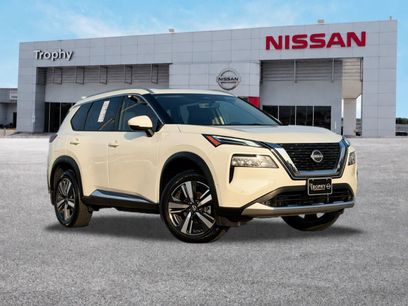 Certified 2022 Nissan Rogue Platinum w/ Head-Up Display Package