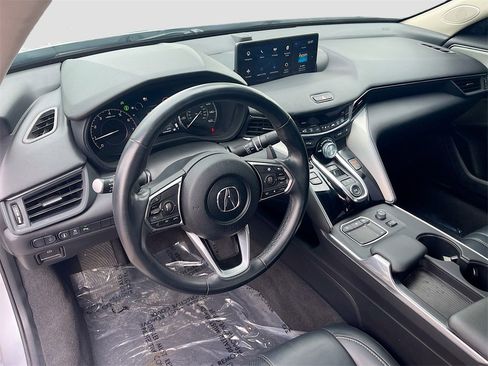 Used 2023 Acura TLX w/ Technology Package image 9