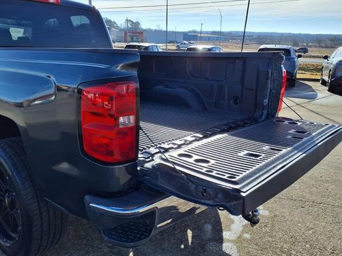 Used 2018 Chevrolet Silverado 1500 LT image 16