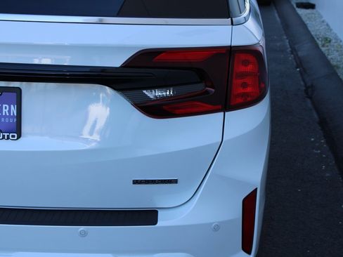 New 2026 Honda Odyssey Touring image 13