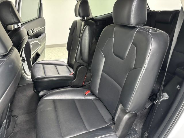 Used 2023 Kia Telluride S AWD/4WD image 26