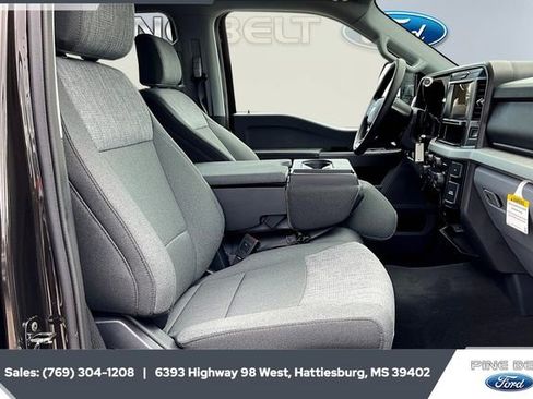 New 2025 Ford F250 XLT image 4