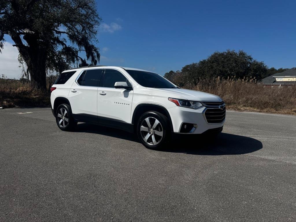 Used 2019 Chevrolet Traverse LT w/ LT Premium Package FWD image 7