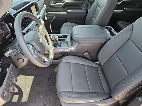 New 2026 Chevrolet Silverado 1500 LTZ w/ LTZ Convenience Package II RWD image 9