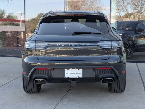 New 2026 Porsche Macan image 10