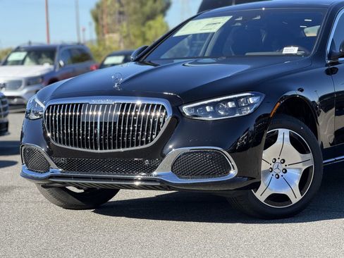 New 2026 Mercedes-Benz Maybach S 580 4MATIC image 3