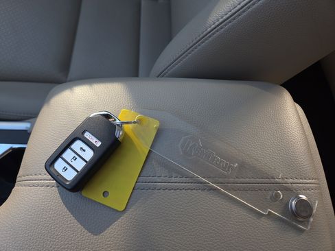 Used 2015 Honda Accord EX-L image 29