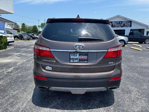 Used 2014 Hyundai Santa Fe GLS image 7