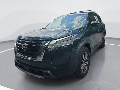 Used 2023 Nissan Pathfinder SL AWD/4WD image 8