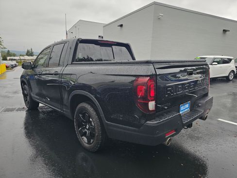 Used 2025 Honda Ridgeline Black Edition image 5