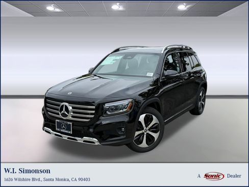 New 2026 Mercedes-Benz GLB 250 image 1