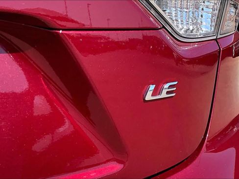 Used 2025 Toyota Corolla LE FWD image 10