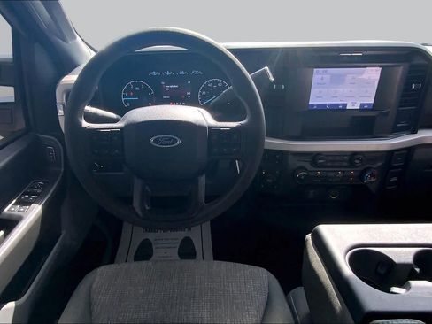 Used 2025 Ford F250 XLT w/ 360-Degree Camera Package AWD/4WD image 6