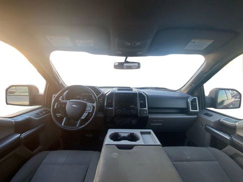 Used 2017 Ford F150 XLT w/ Equipment Group 302A Luxury image 14