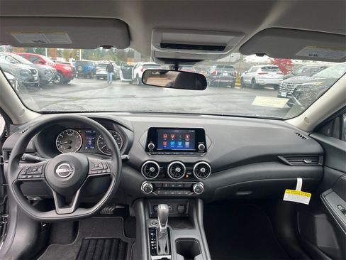 New 2025 Nissan Sentra S image 20