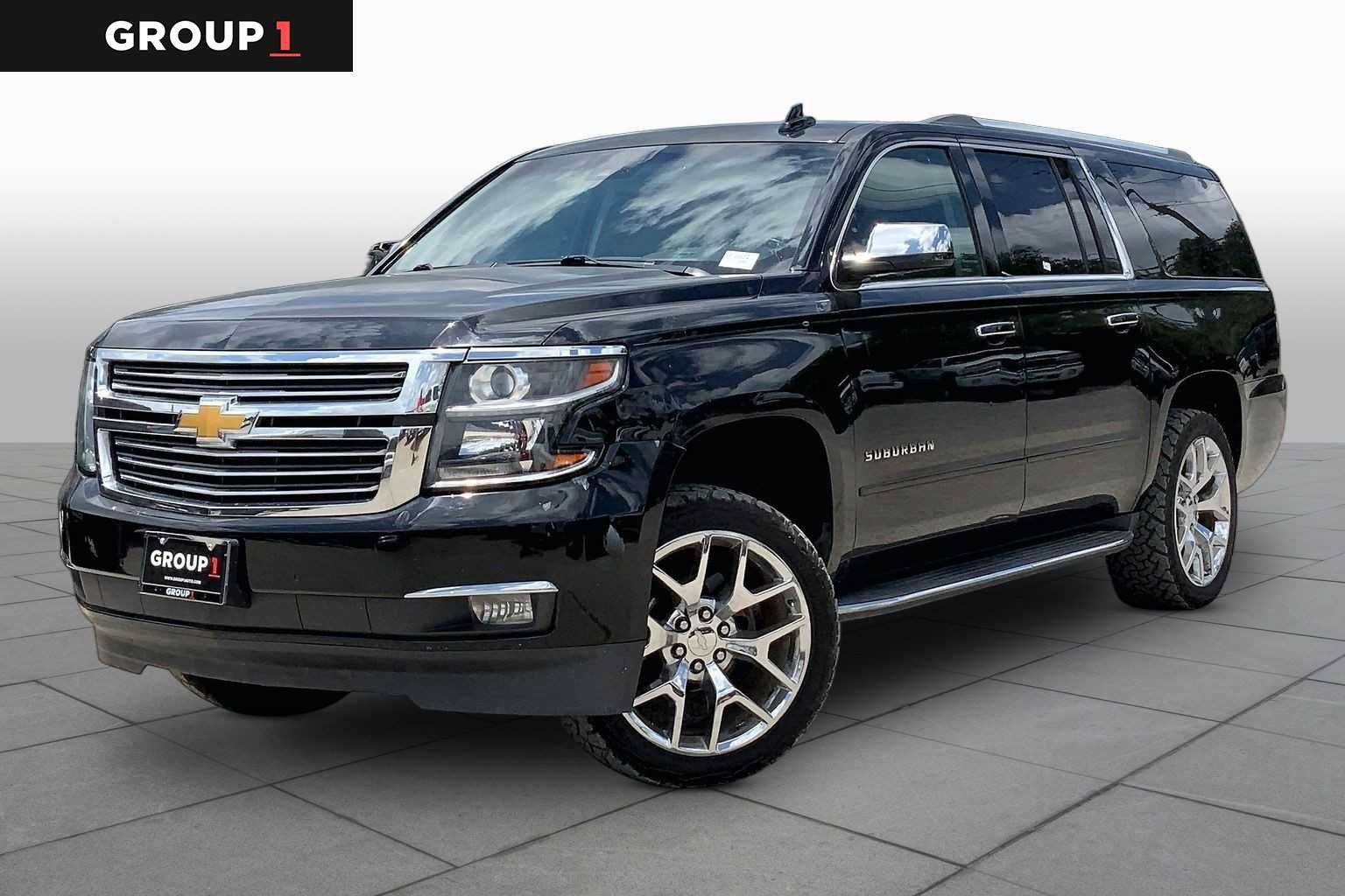 Used 2018 Chevrolet Suburban Premier RWD image 1